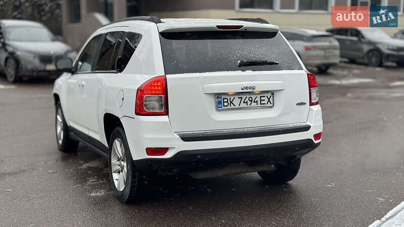 Внедорожник / Кроссовер Jeep Compass 2011 в Киеве