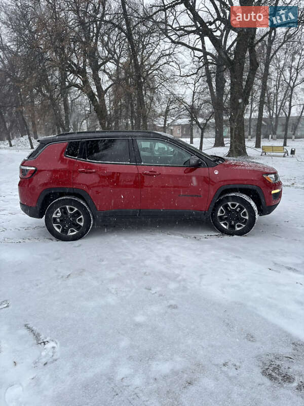 Внедорожник / Кроссовер Jeep Compass 2018 в Ромнах