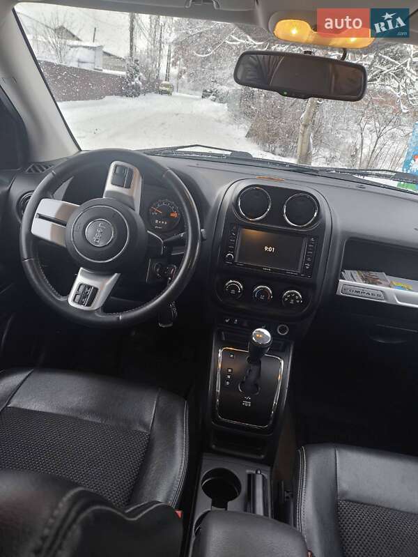 Внедорожник / Кроссовер Jeep Compass 2016 в Киеве