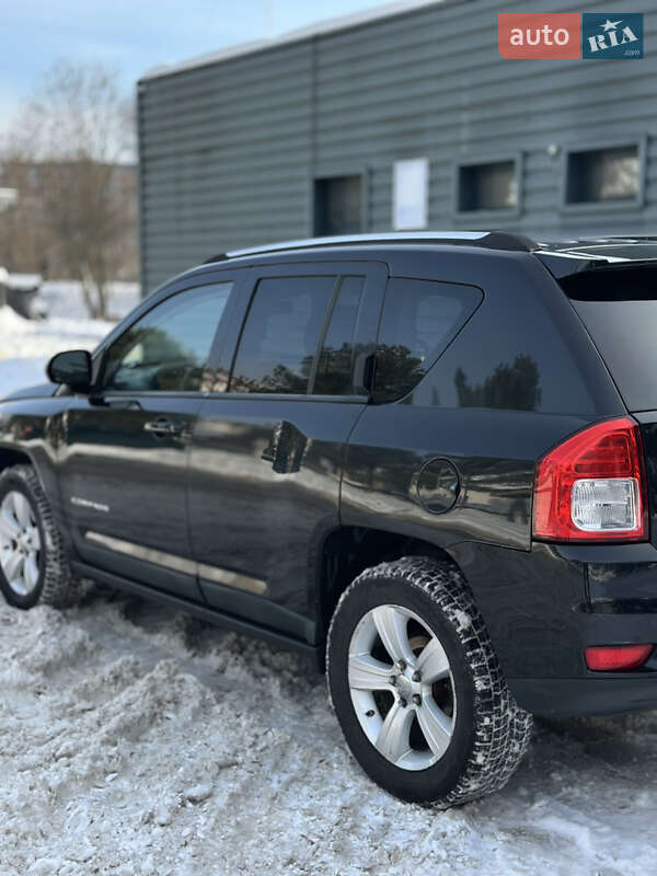 Внедорожник / Кроссовер Jeep Compass 2011 в Ивано-Франковске