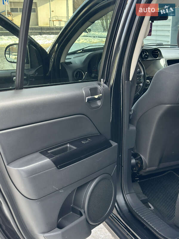 Внедорожник / Кроссовер Jeep Compass 2011 в Ивано-Франковске