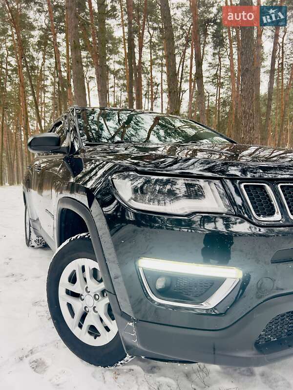 Внедорожник / Кроссовер Jeep Compass 2018 в Сумах