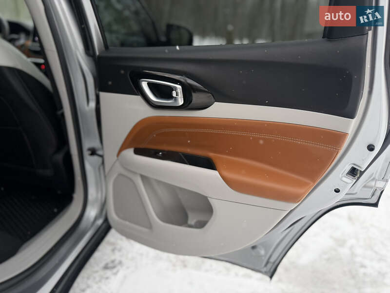 Внедорожник / Кроссовер Jeep Compass 2022 в Киеве