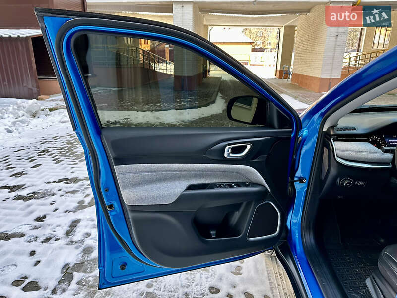 Внедорожник / Кроссовер Jeep Compass 2022 в Ромнах