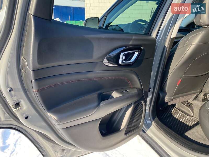 Внедорожник / Кроссовер Jeep Compass 2022 в Буче