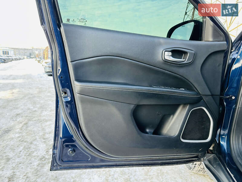 Позашляховик / Кросовер Jeep Compass 2017 в Харкові