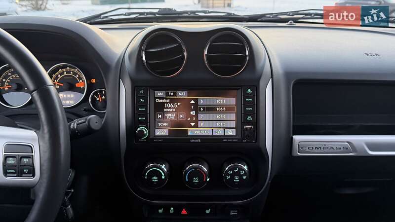 Позашляховик / Кросовер Jeep Compass 2015 в Києві