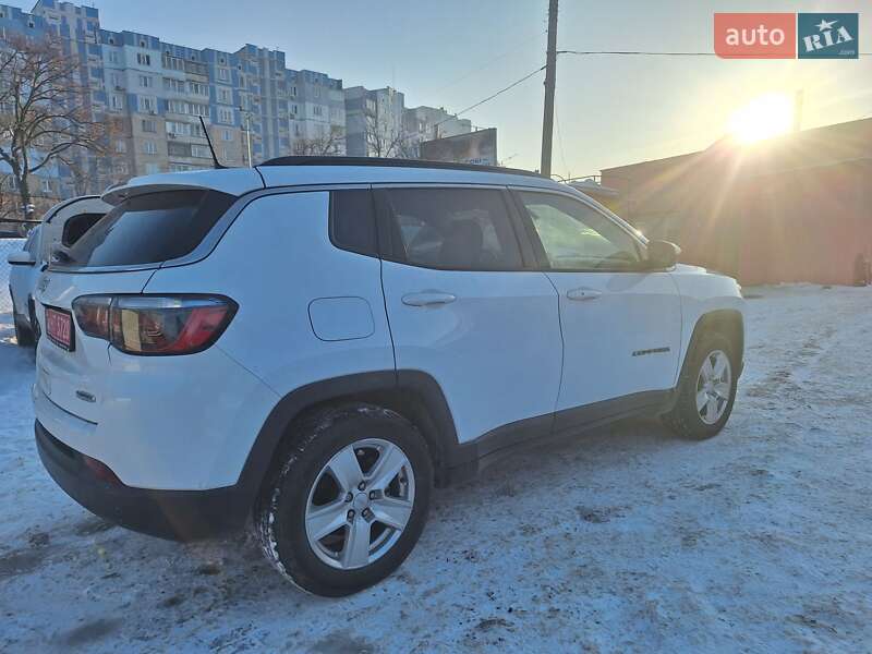 Внедорожник / Кроссовер Jeep Compass 2022 в Киеве