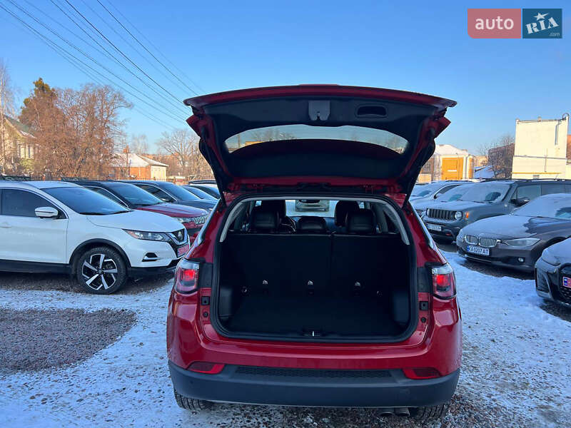 Внедорожник / Кроссовер Jeep Compass 2020 в Полтаве