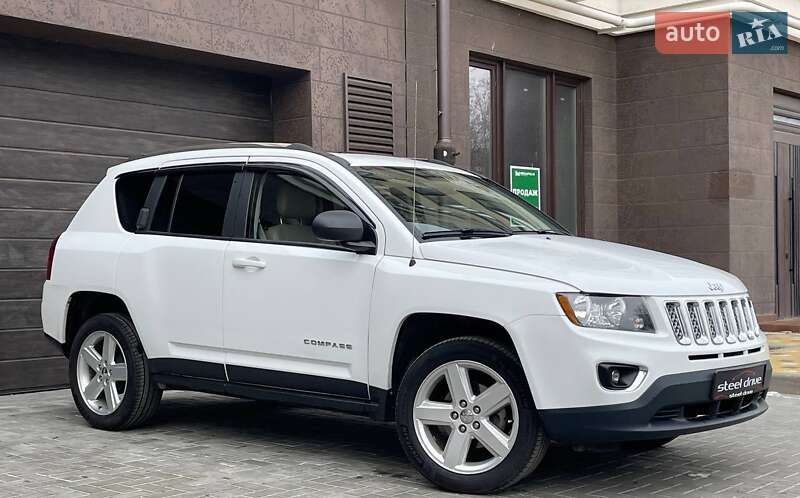 Внедорожник / Кроссовер Jeep Compass 2013 в Николаеве