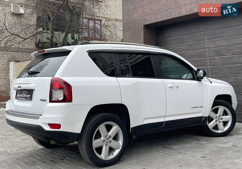 Внедорожник / Кроссовер Jeep Compass 2013 в Николаеве