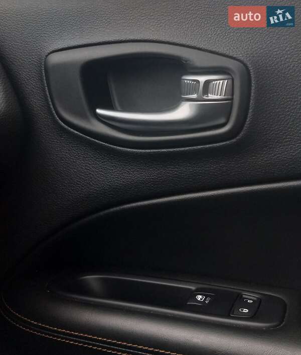 Внедорожник / Кроссовер Jeep Compass 2019 в Борисполе фото 24 Внедорожник / Кроссовер Jeep Compass 2019 в Борисполе