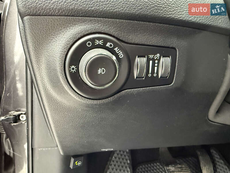 Внедорожник / Кроссовер Jeep Compass 2017 в Полтаве фото 18 Внедорожник / Кроссовер Jeep Compass 2017 в Полтаве