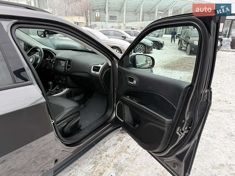 Внедорожник / Кроссовер Jeep Compass 2017 в Полтаве фото 31 Внедорожник / Кроссовер Jeep Compass 2017 в Полтаве