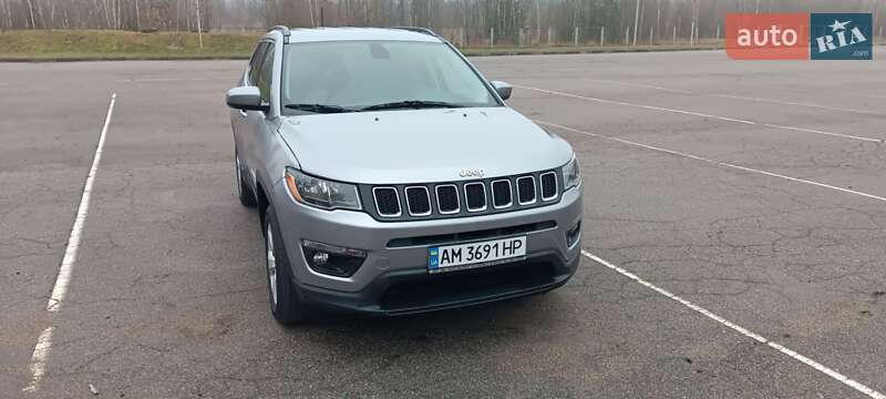 Внедорожник / Кроссовер Jeep Compass 2017 в Бердичеве