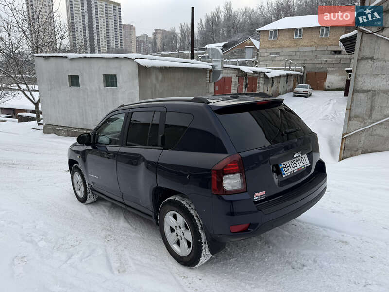 Позашляховик / Кросовер Jeep Compass 2016 в Києві фото 8 Позашляховик / Кросовер Jeep Compass 2016 в Києві