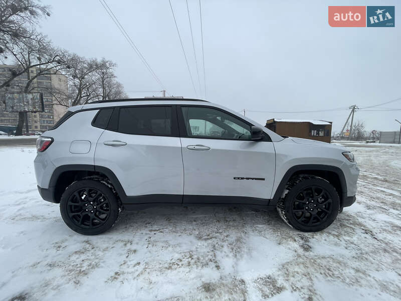 Позашляховик / Кросовер Jeep Compass 2024 в Києві
