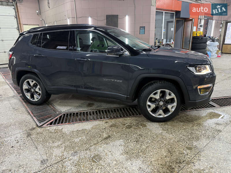 Позашляховик / Кросовер Jeep Compass 2017 в Харкові