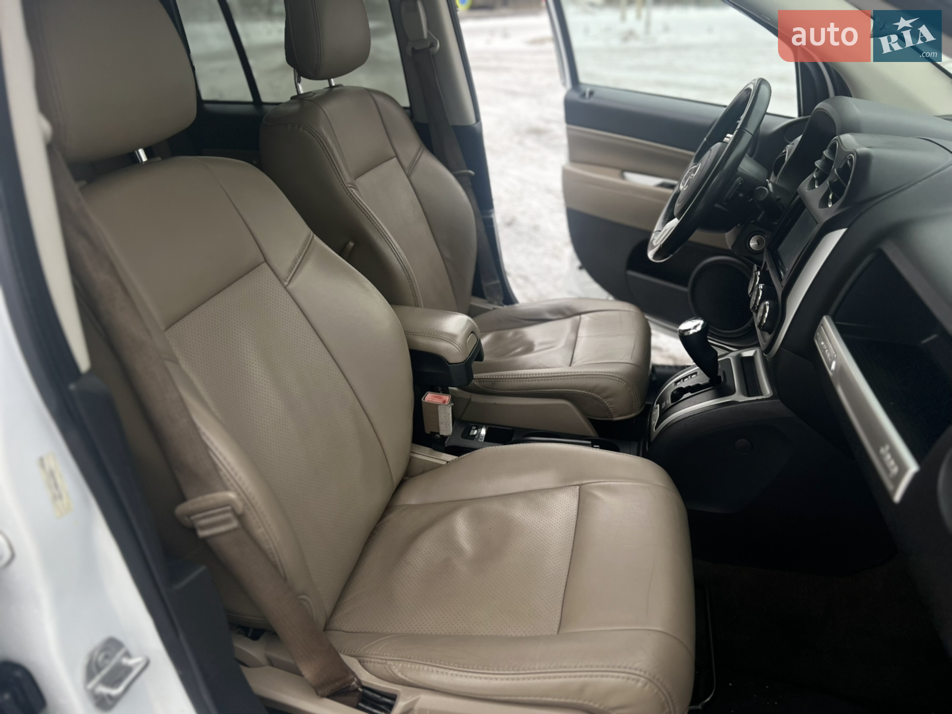 2016 Jeep Compass - мініатюра 11