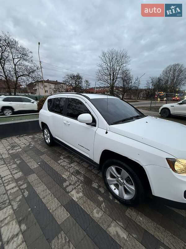Позашляховик / Кросовер Jeep Compass 2015 в Ужгороді