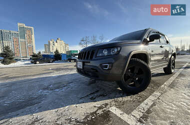 Внедорожник / Кроссовер Jeep Compass 2016 в Киеве