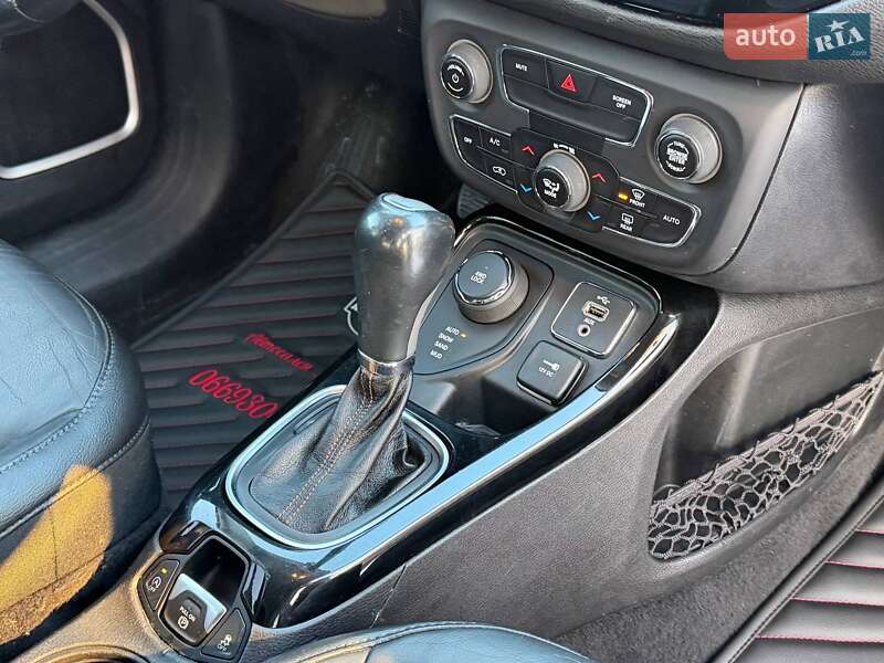 Внедорожник / Кроссовер Jeep Compass 2017 в Харькове фото 34 Внедорожник / Кроссовер Jeep Compass 2017 в Харькове