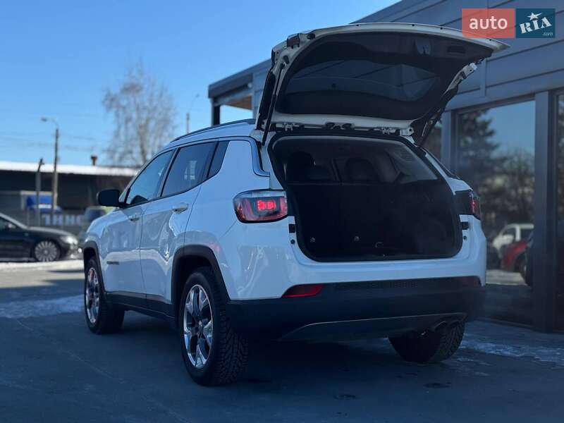 Внедорожник / Кроссовер Jeep Compass 2019 в Ровно