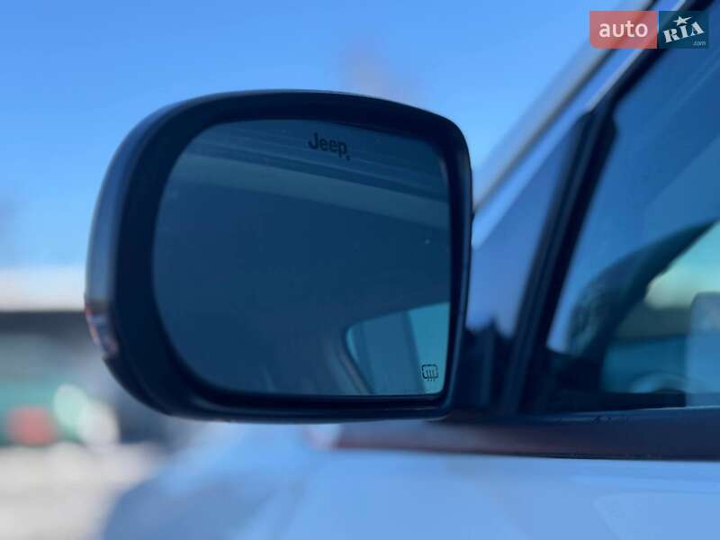 Внедорожник / Кроссовер Jeep Compass 2019 в Ровно