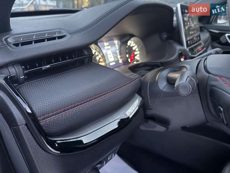 Позашляховик / Кросовер Jeep Compass 2023 в Рівному