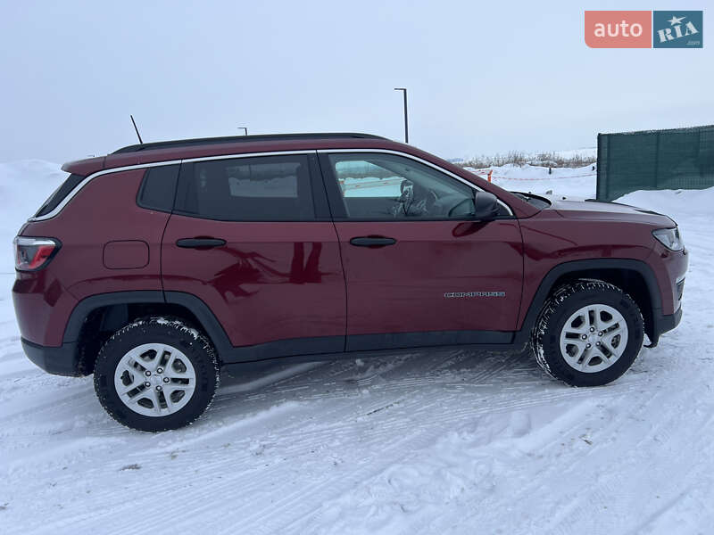 Внедорожник / Кроссовер Jeep Compass 2021 в Ровно