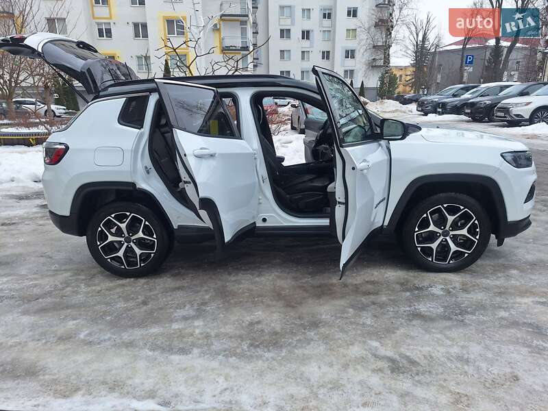 Внедорожник / Кроссовер Jeep Compass 2024 в Ивано-Франковске фото 40 Внедорожник / Кроссовер Jeep Compass 2024 в Ивано-Франковске