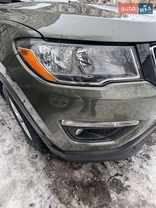 Позашляховик / Кросовер Jeep Compass 2017 в Києві