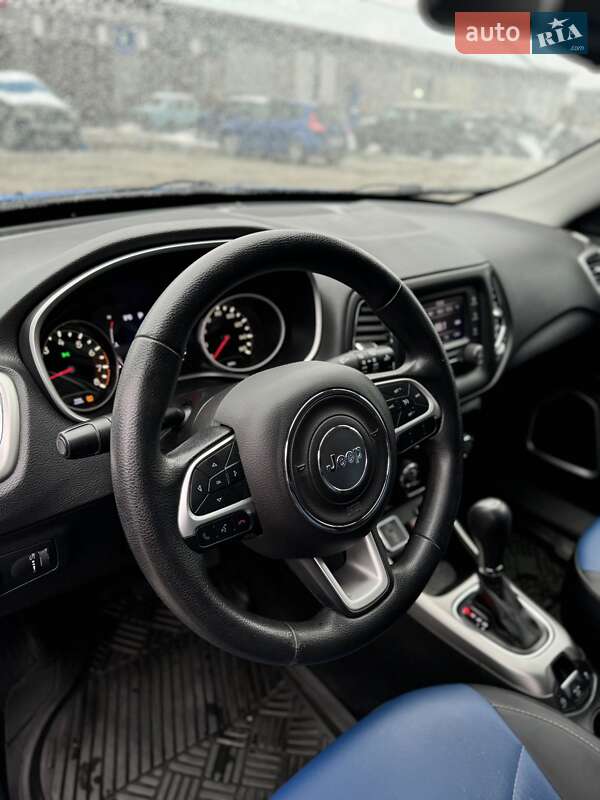 Позашляховик / Кросовер Jeep Compass 2017 в Сумах