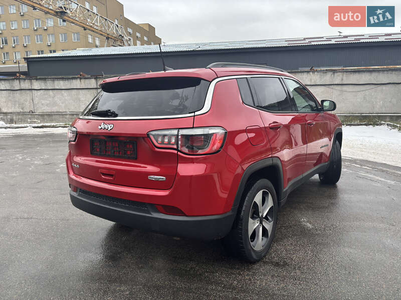 Внедорожник / Кроссовер Jeep Compass 2017 в Киеве