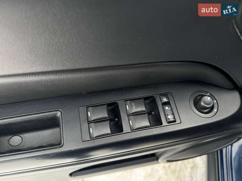 Внедорожник / Кроссовер Jeep Compass 2012 в Виннице