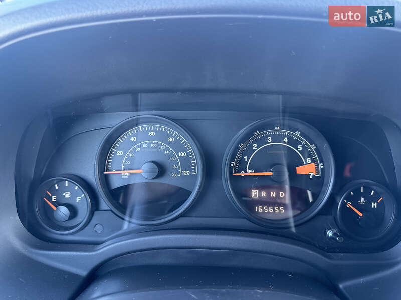 Внедорожник / Кроссовер Jeep Compass 2015 в Киеве