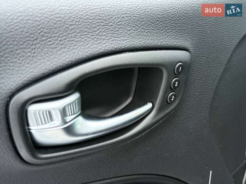 Позашляховик / Кросовер Jeep Compass 2020 в Києві