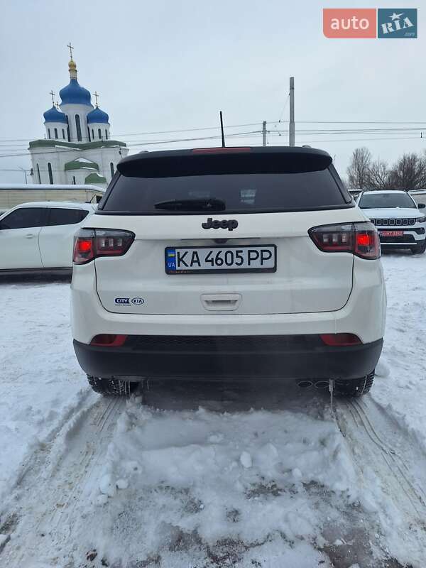 Внедорожник / Кроссовер Jeep Compass 2018 в Киеве фото 7 Внедорожник / Кроссовер Jeep Compass 2018 в Киеве