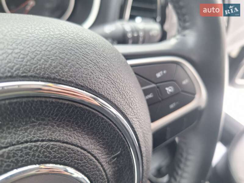 Внедорожник / Кроссовер Jeep Compass 2018 в Киеве фото 32 Внедорожник / Кроссовер Jeep Compass 2018 в Киеве