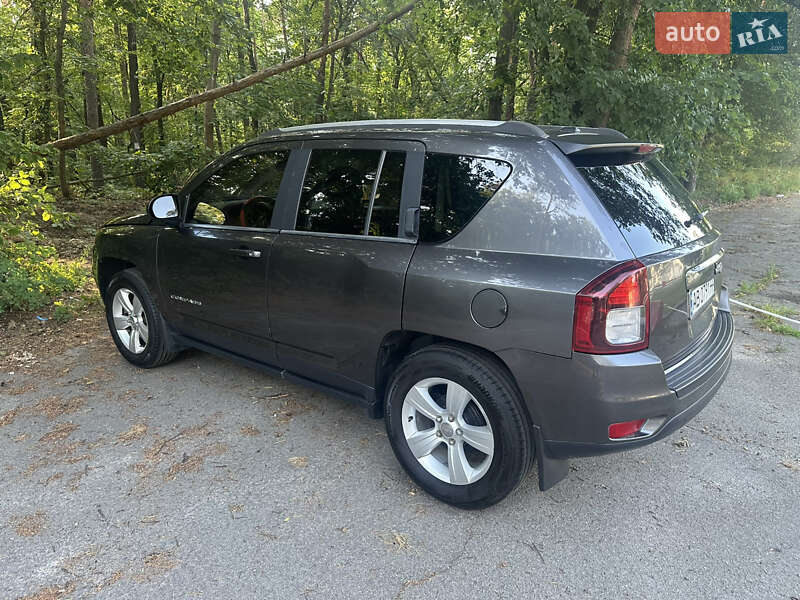 Позашляховик / Кросовер Jeep Compass 2015 в Бучі