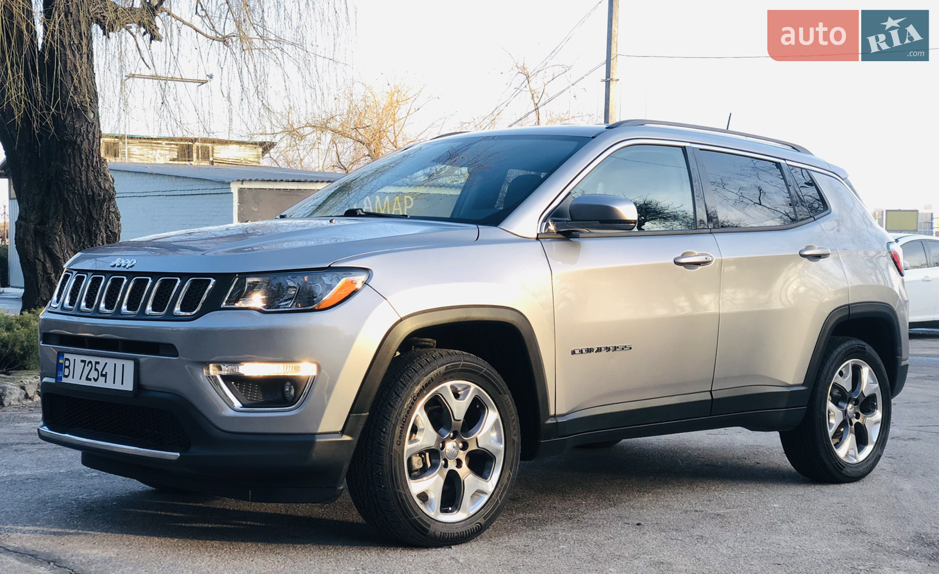 2019 Jeep Compass - мініатюра 2