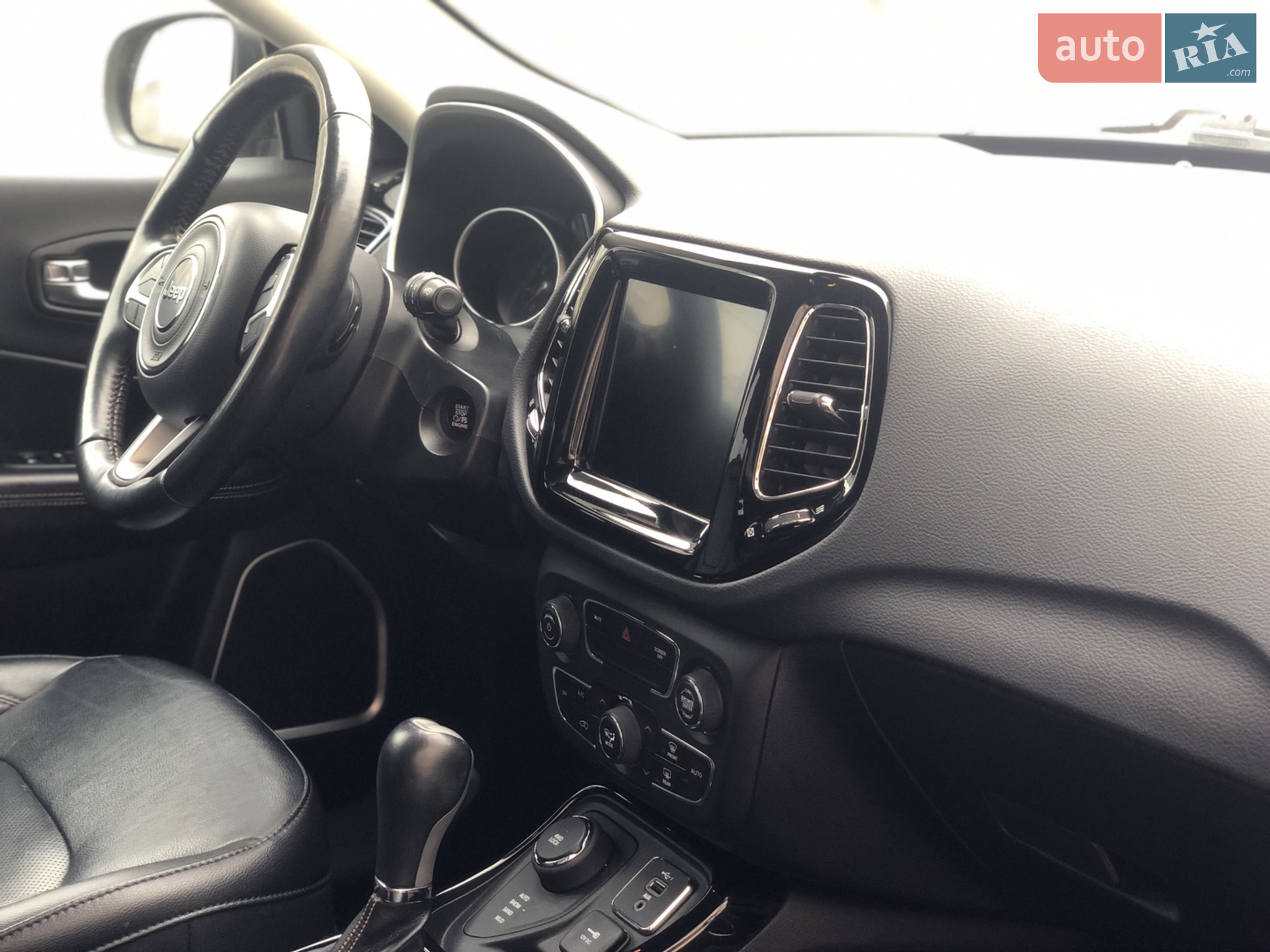 2019 Jeep Compass - мініатюра 23