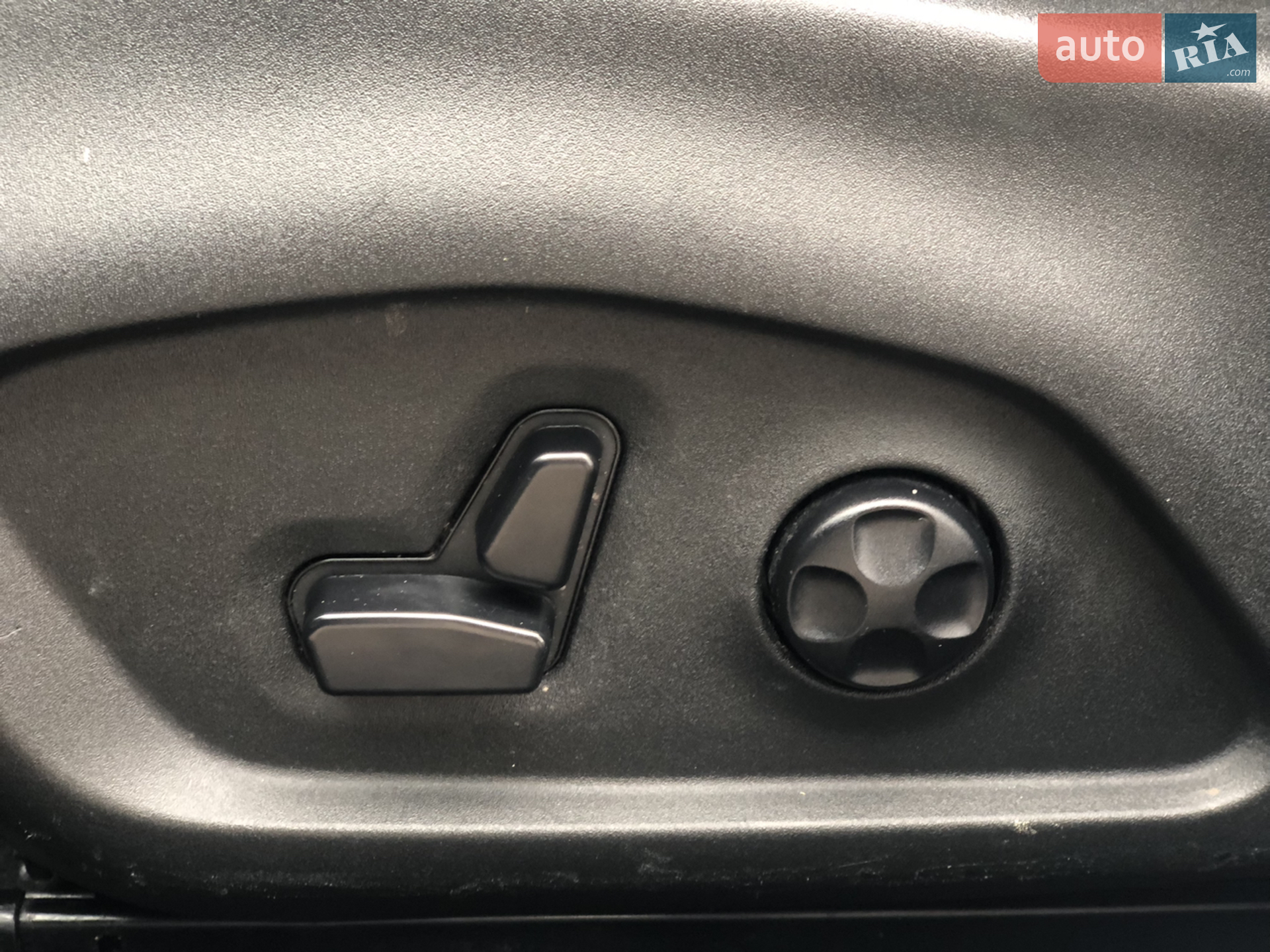 2019 Jeep Compass - мініатюра 29