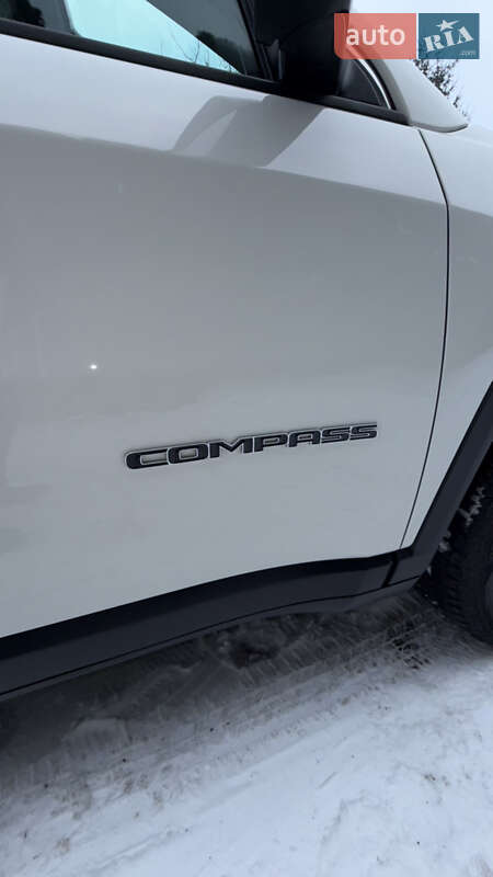 Позашляховик / Кросовер Jeep Compass 2018 в Дубні фото 8 Позашляховик / Кросовер Jeep Compass 2018 в Дубні