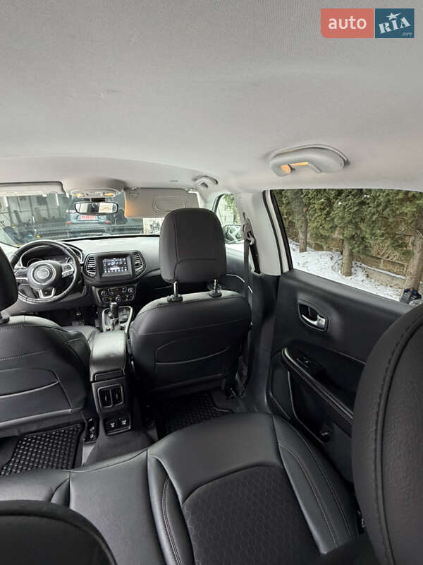 Позашляховик / Кросовер Jeep Compass 2018 в Дубні фото 17 Позашляховик / Кросовер Jeep Compass 2018 в Дубні