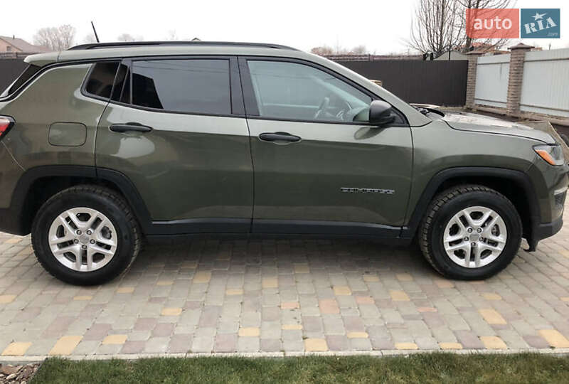 Внедорожник / Кроссовер Jeep Compass 2018 в Киеве фото 4 Внедорожник / Кроссовер Jeep Compass 2018 в Киеве