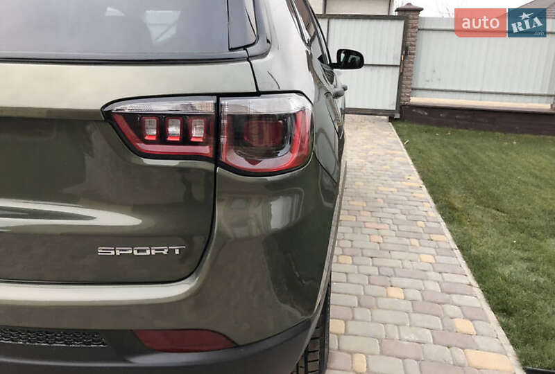 Внедорожник / Кроссовер Jeep Compass 2018 в Киеве фото 5 Внедорожник / Кроссовер Jeep Compass 2018 в Киеве