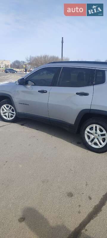 Внедорожник / Кроссовер Jeep Compass 2018 в Тульчине