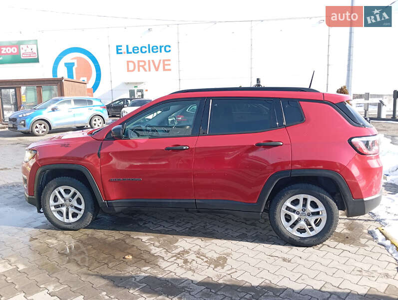 Внедорожник / Кроссовер Jeep Compass 2018 в Буске