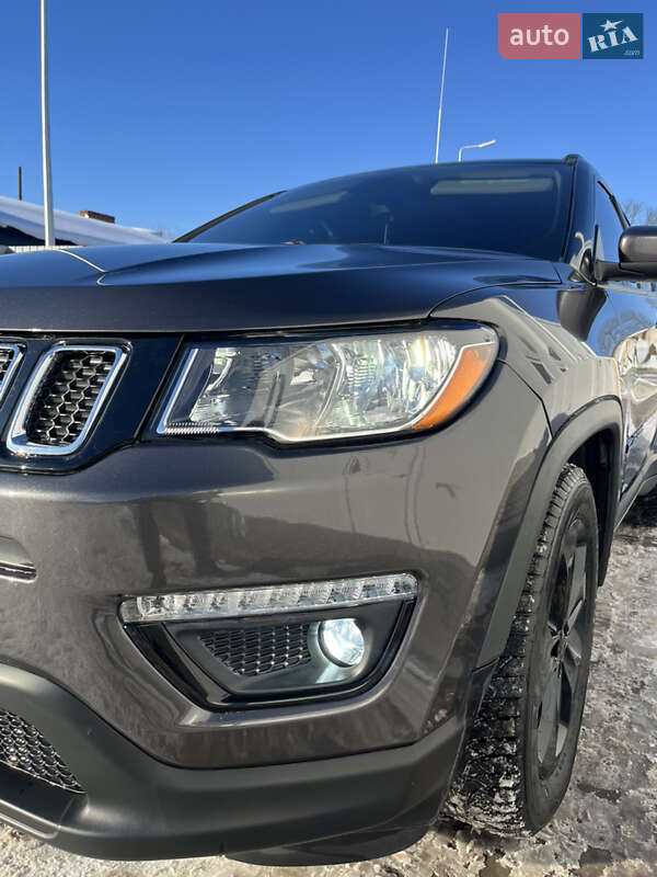 Внедорожник / Кроссовер Jeep Compass 2020 в Ромнах